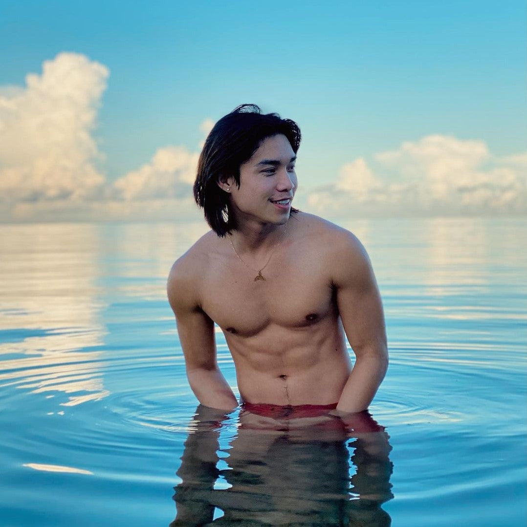 Mike Ardoña