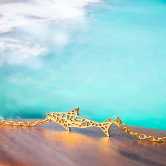 saltwater resistant hypoallergenic shark bracelet - Isolana.co